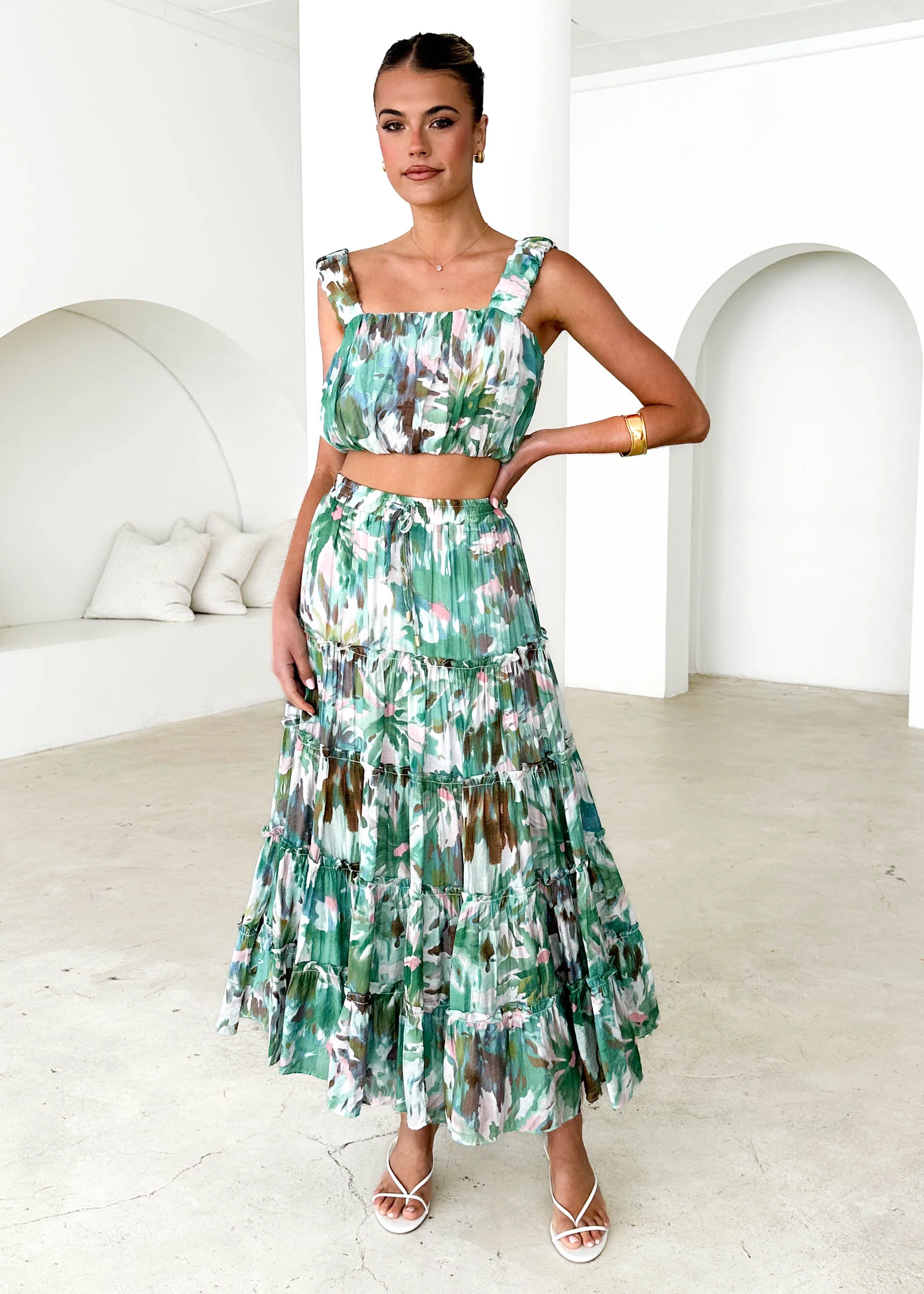 Zephyr Crop - Green Abstract - Honorern