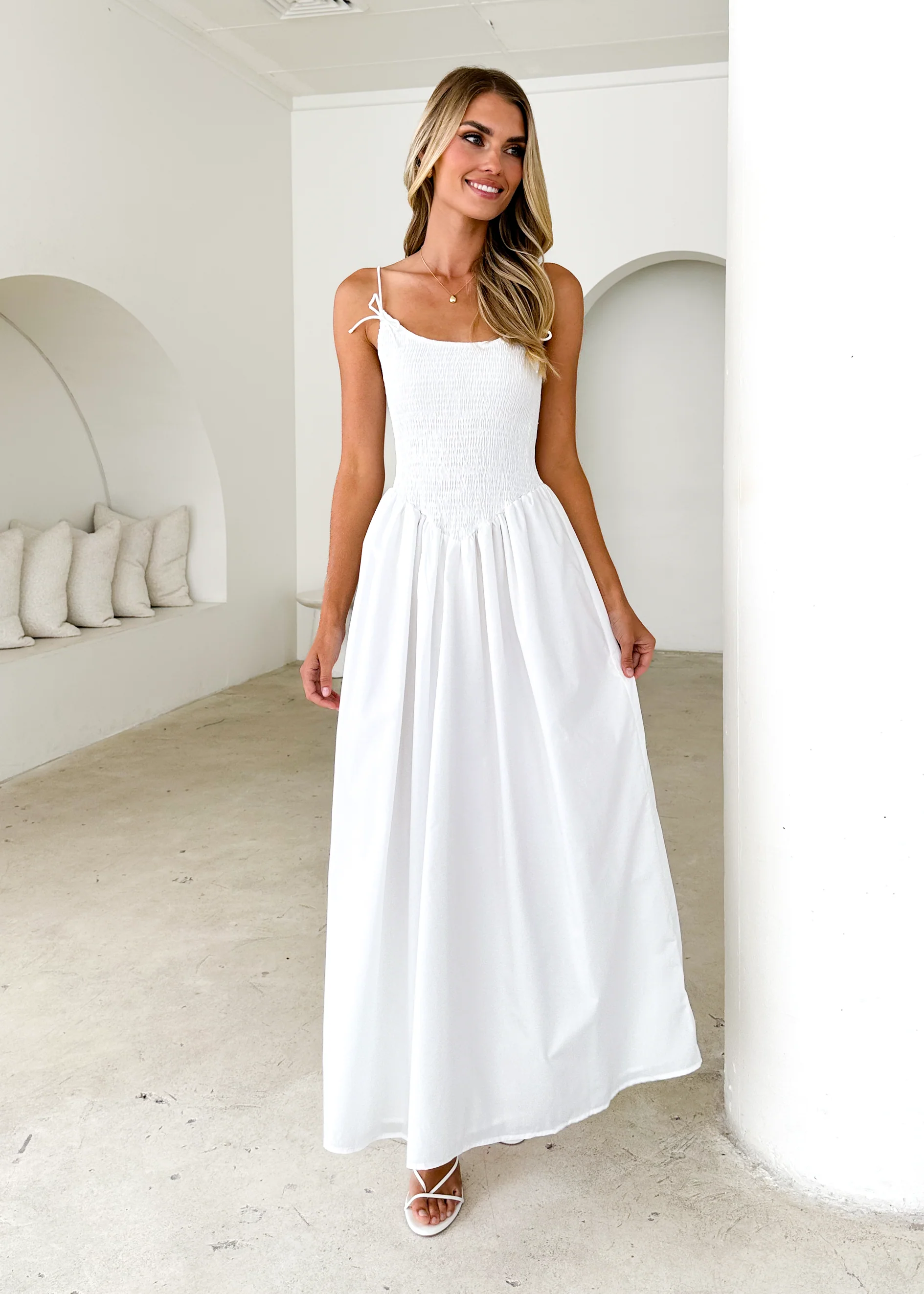 Vista Maxi Dress - Off White - Honorern